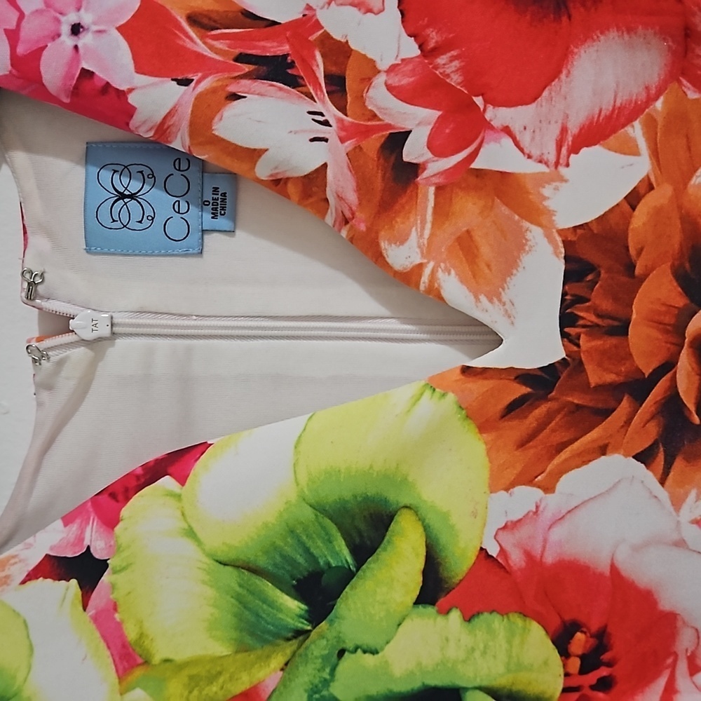CeCe Floral Dress Size 0 - Picture 3 of 5